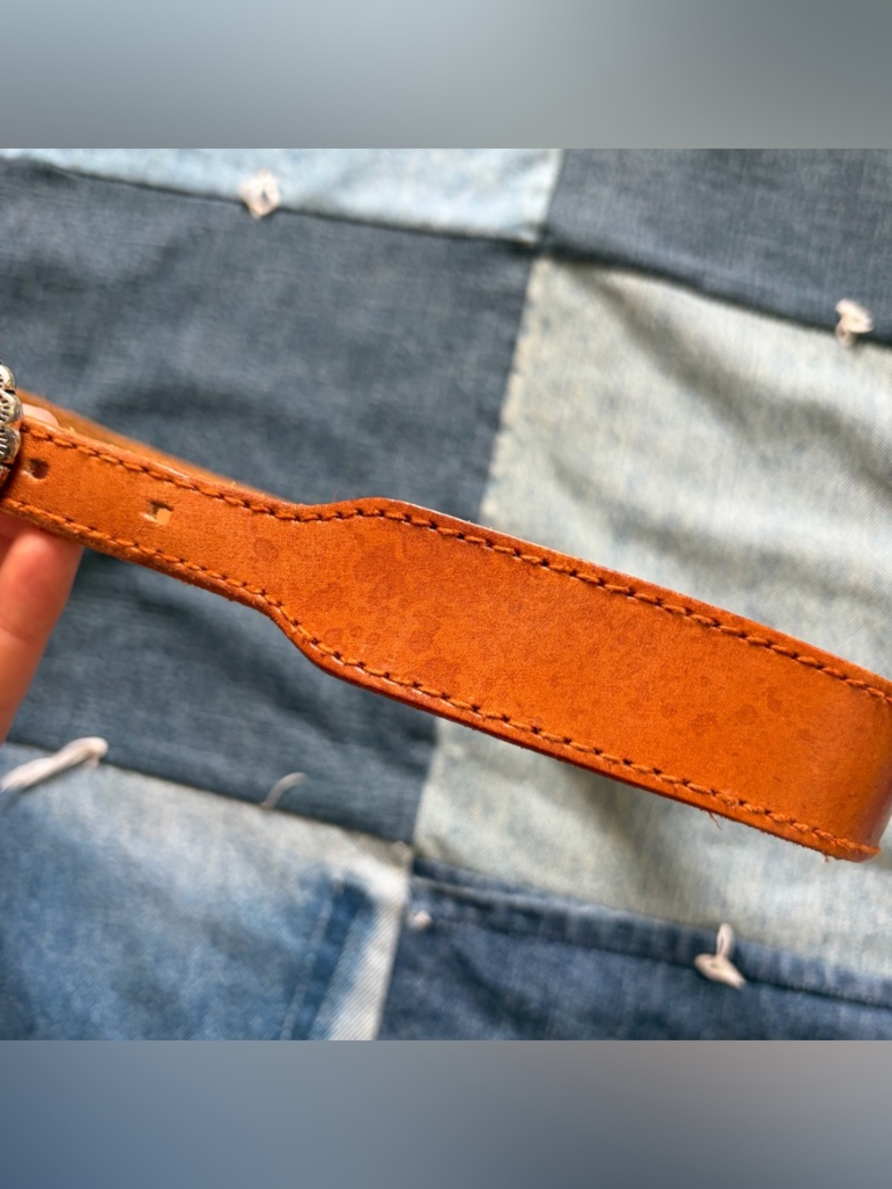VTG Leather Concho silver toned buckle Liz Claiborne Belt size M - Picture 4 of 8